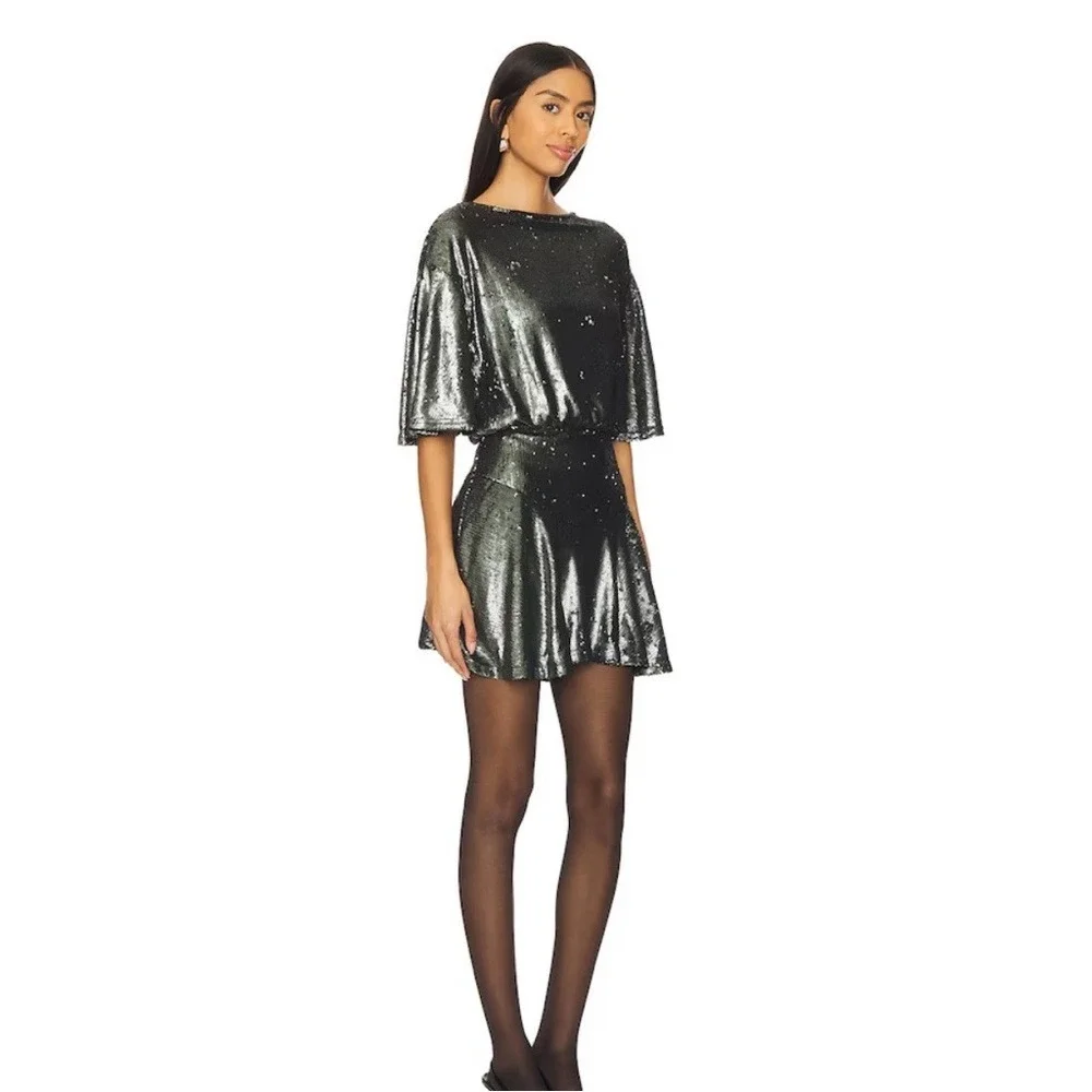 Free People NWT Manuka Sequin Mini Dress Women's Size Medium Silver Party‎